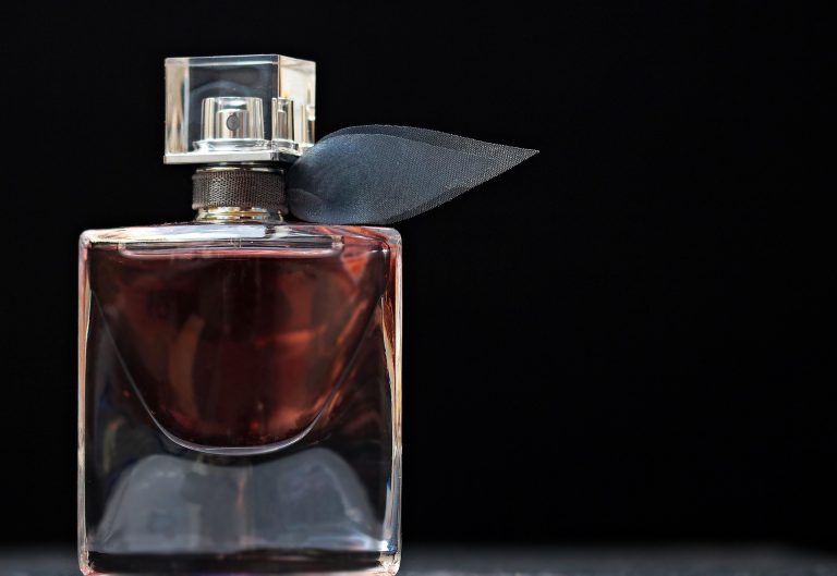 middle eastern perfumery history